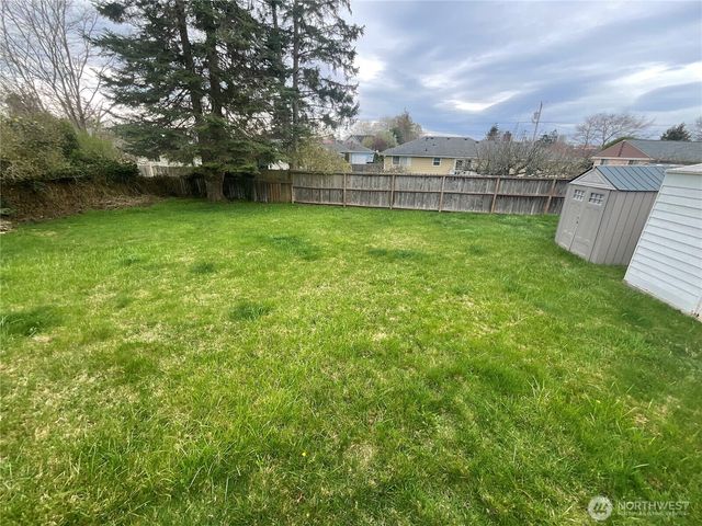 545 SE O'LEARY Street, Oak Harbor, WA 98277