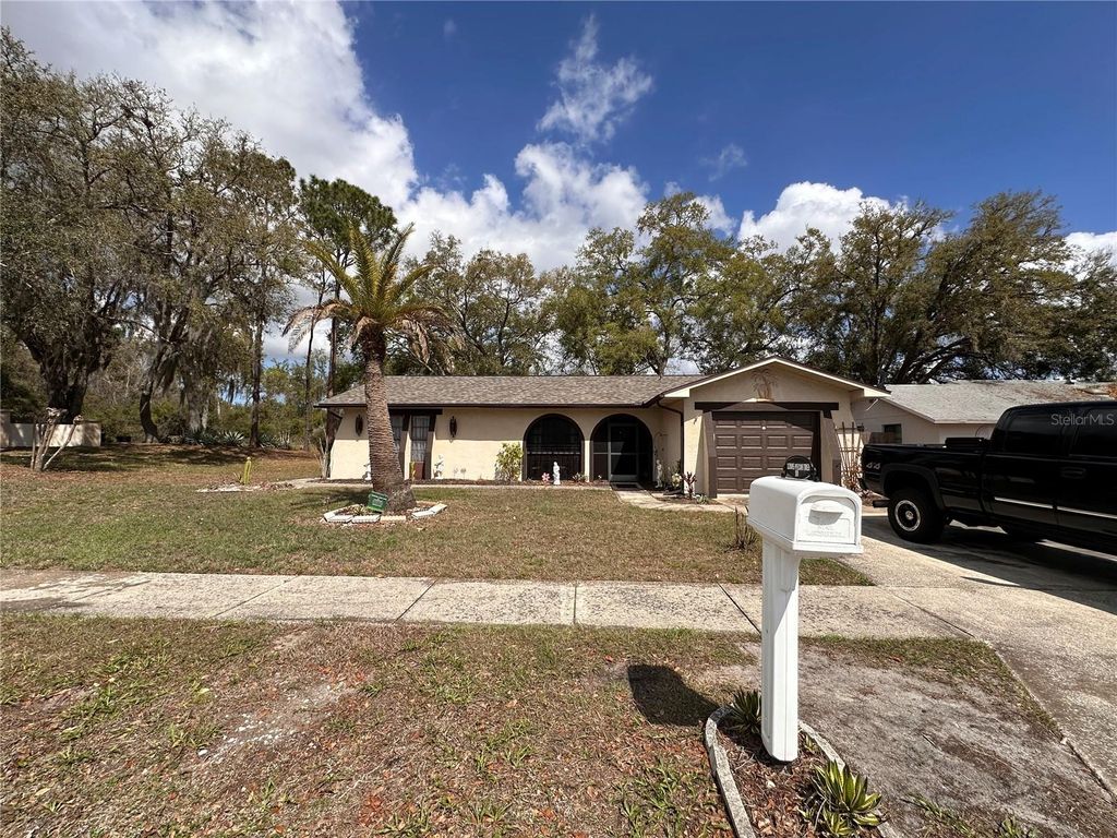 12805 PECAN TREE DRIVE, Hudson, FL 34669