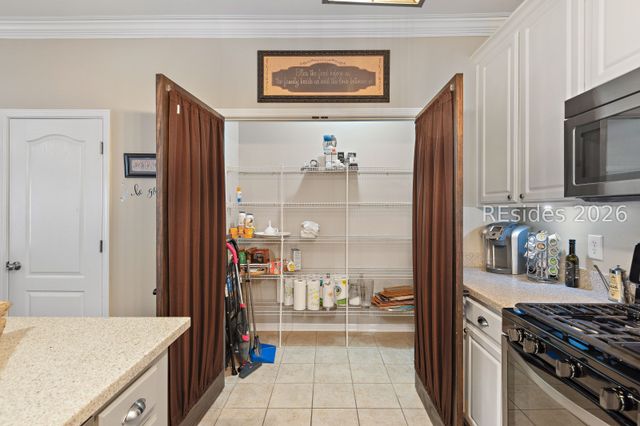 8 Savannah Oak Dr, Bluffton, SC 29910