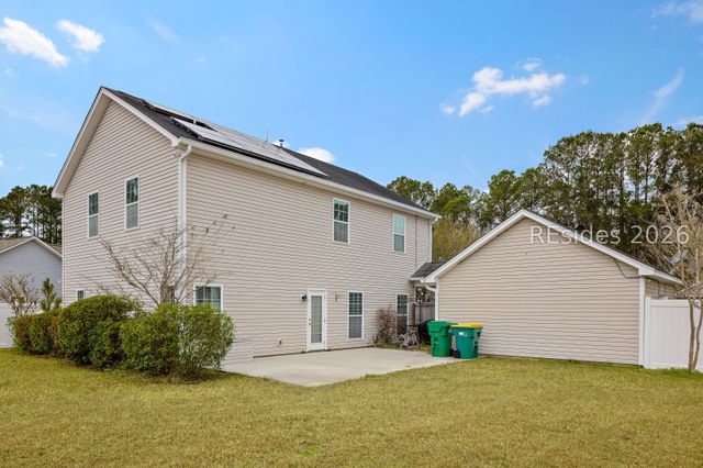 8 Savannah Oak Dr, Bluffton, SC 29910