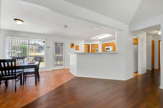 4823 Hollow Ridge Road, Dallas, TX 75227