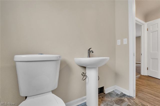 4870 W 14th Street, Cleveland, OH 44109