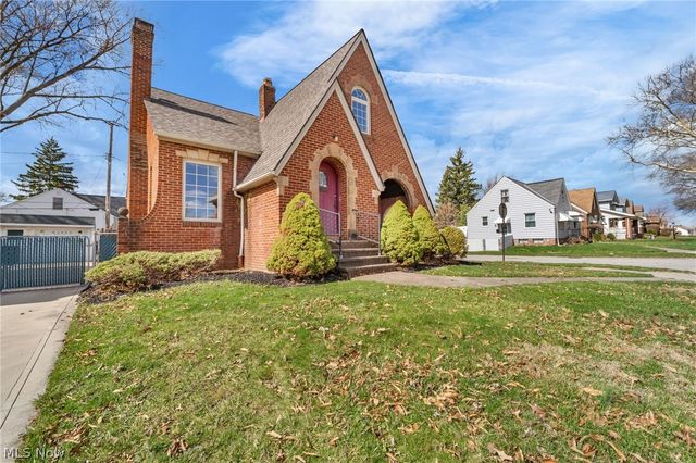 4870 W 14th Street, Cleveland, OH 44109