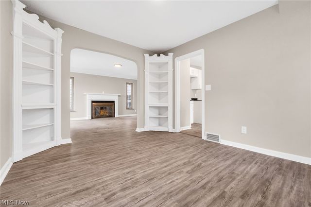 4870 W 14th Street, Cleveland, OH 44109