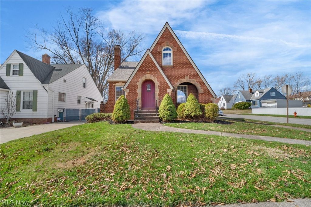 4870 W 14th Street, Cleveland, OH 44109