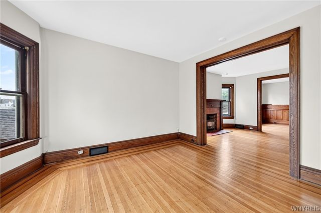 289 Auburn Avenue, Buffalo, NY 14213
