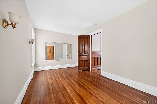 289 Auburn Avenue, Buffalo, NY 14213