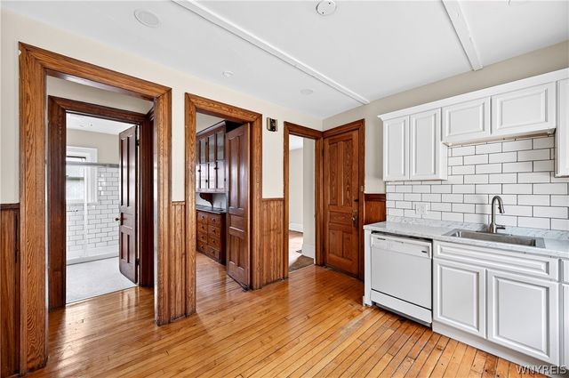 289 Auburn Avenue, Buffalo, NY 14213