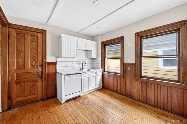 289 Auburn Avenue, Buffalo, NY 14213