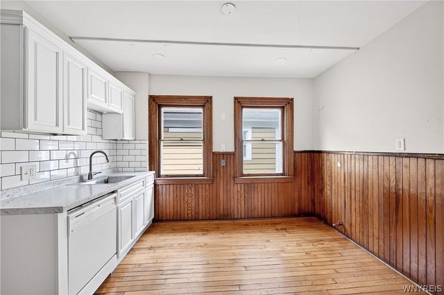289 Auburn Avenue, Buffalo, NY 14213
