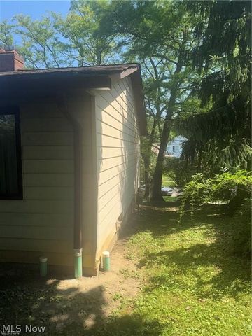 20930 Halworth Road, Shaker Heights, OH 44122