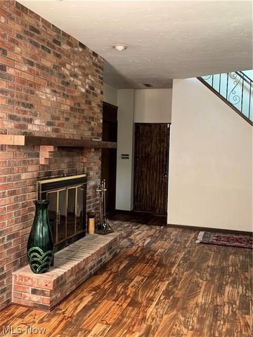 20930 Halworth Road, Shaker Heights, OH 44122