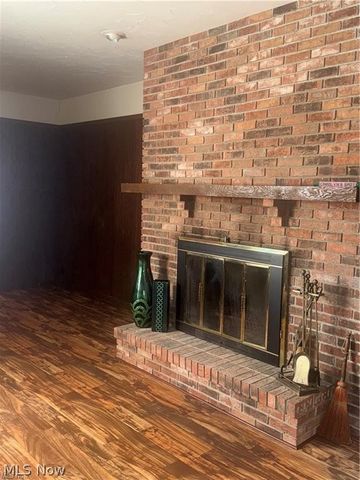 20930 Halworth Road, Shaker Heights, OH 44122