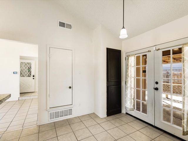 4621 Riverpark Drive, Fort Worth, TX 76137