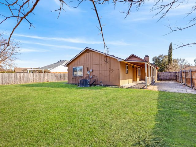 4621 Riverpark Drive, Fort Worth, TX 76137