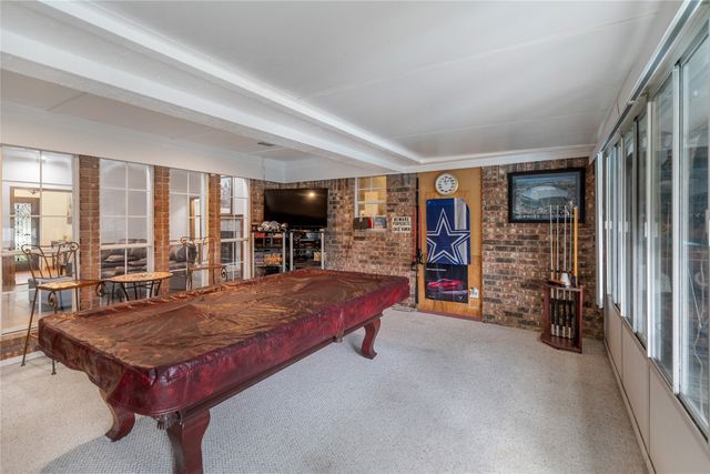 2108 Oakmeadow Place, Bedford, TX 76021