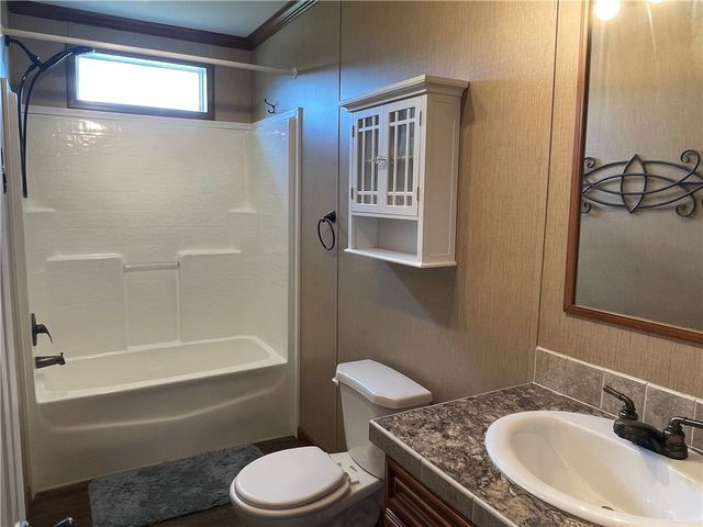 369 Madison 3044, Huntsville, AR 72740