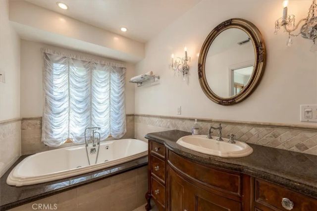 4057 Via Pavion, Palos Verdes Estates, CA 90274