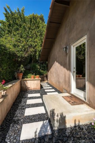 4057 Via Pavion, Palos Verdes Estates, CA 90274