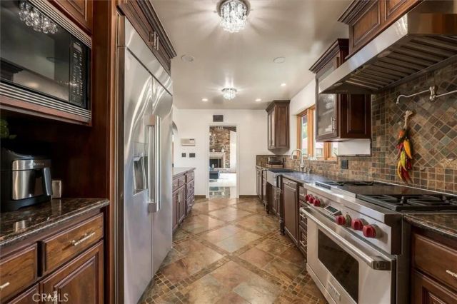4057 Via Pavion, Palos Verdes Estates, CA 90274