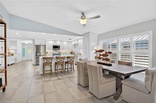 523 107th AVE N, Naples, FL 34108