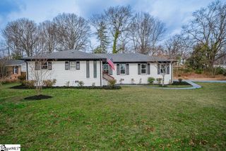 11 Confederate Circle, Taylors, SC 29687