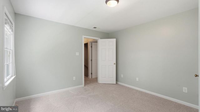 5728 PENDLETON LN, Warrenton, VA 20187