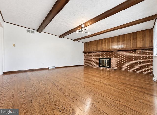 3 STONEBRIDGE RD, Cherry Hill, NJ 08003