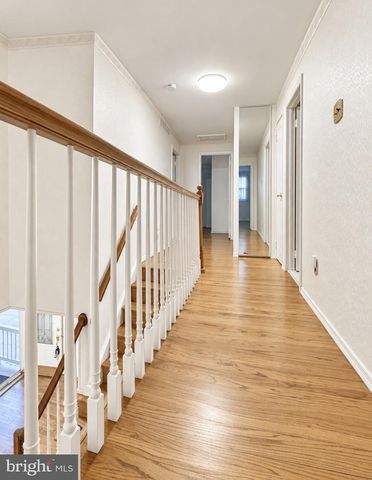 3 STONEBRIDGE RD, Cherry Hill, NJ 08003