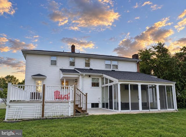 3 STONEBRIDGE RD, Cherry Hill, NJ 08003