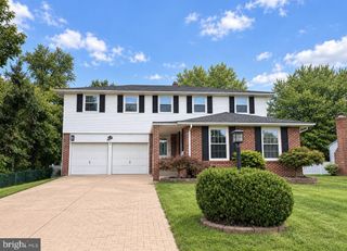 3 STONEBRIDGE RD, Cherry Hill, NJ 08003