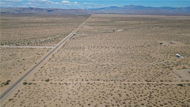 4.8 AC Shinarump Drive, Golden Valley, AZ 86413