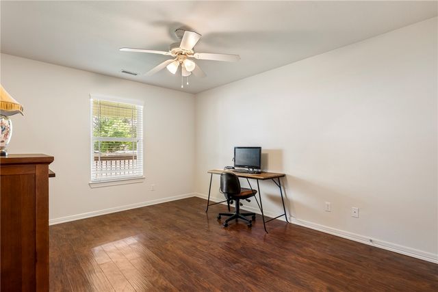 3628 W Clearwood Drive, Fayetteville, AR 72704