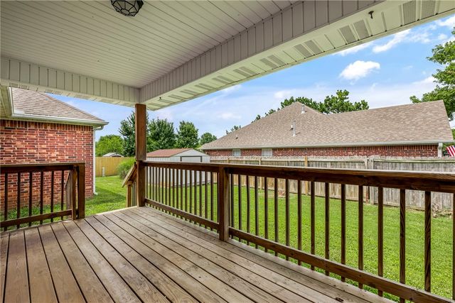 3628 W Clearwood Drive, Fayetteville, AR 72704