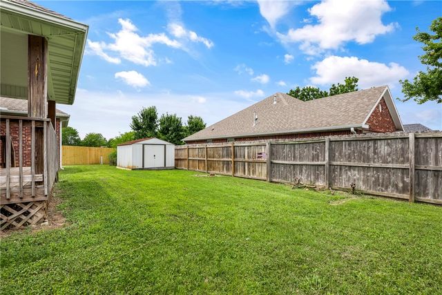 3628 W Clearwood Drive, Fayetteville, AR 72704