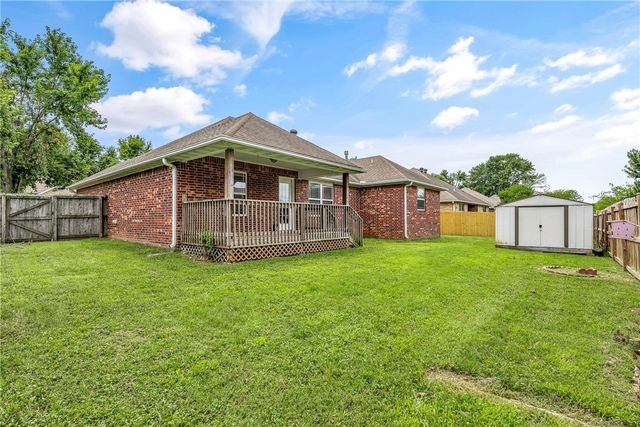 3628 W Clearwood Drive, Fayetteville, AR 72704