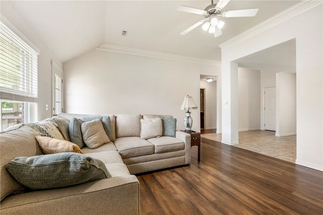 3628 W Clearwood Drive, Fayetteville, AR 72704