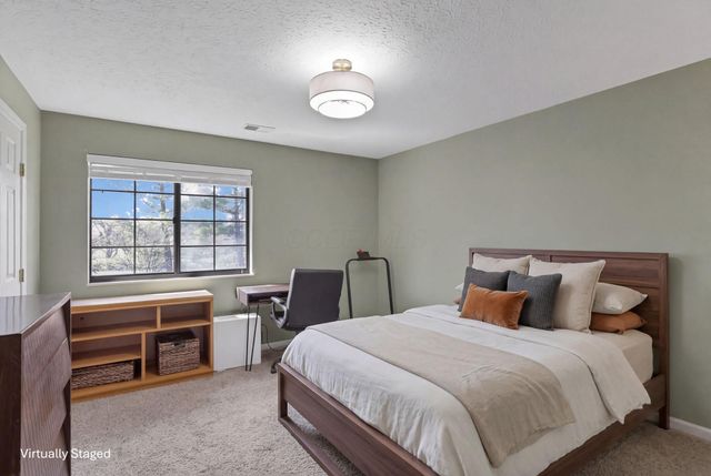 6705 Meadow Creek Drive, 206, Columbus, OH 43235