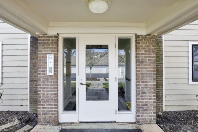 6705 Meadow Creek Drive, 206, Columbus, OH 43235