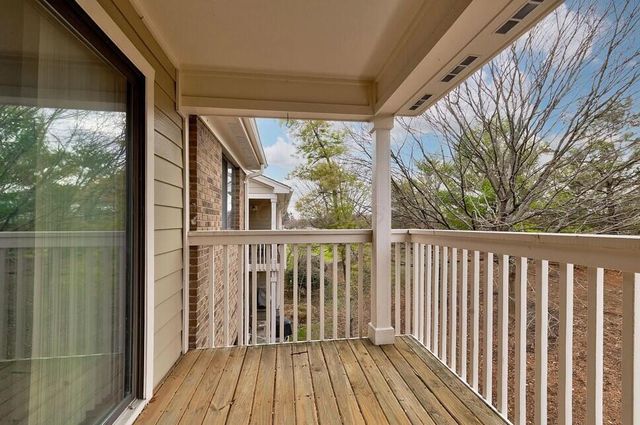 6705 Meadow Creek Drive, 206, Columbus, OH 43235