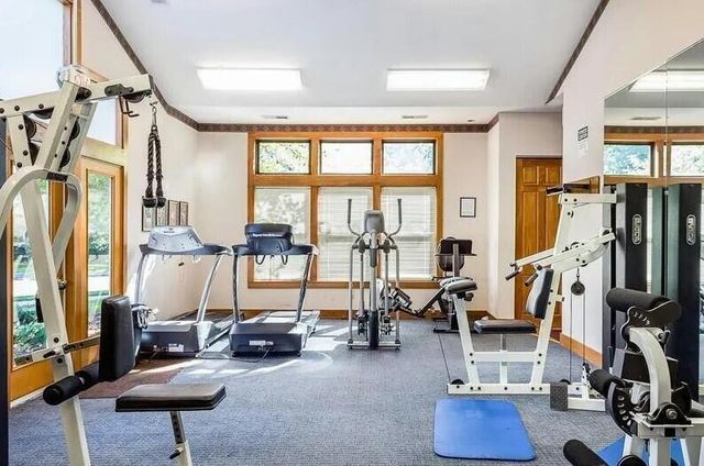 6705 Meadow Creek Drive, 206, Columbus, OH 43235