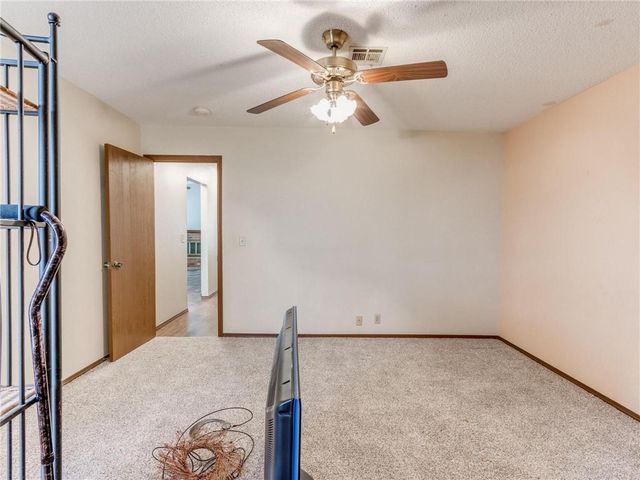 1220 Sequoyah Street A, Edmond, OK 73003