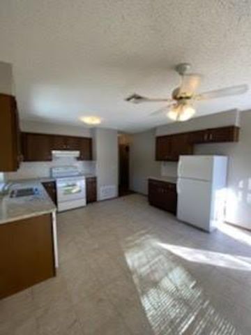 1220 Sequoyah Street A, Edmond, OK 73003