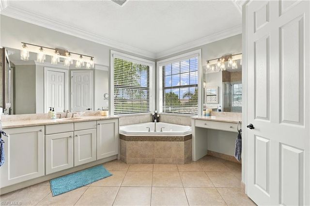 11696 Stonecreek CIR, Fort Myers, FL 33913