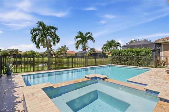 11696 Stonecreek CIR, Fort Myers, FL 33913