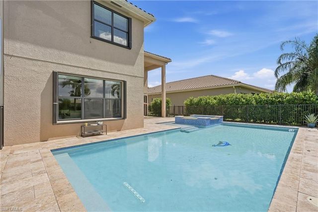 11696 Stonecreek CIR, Fort Myers, FL 33913
