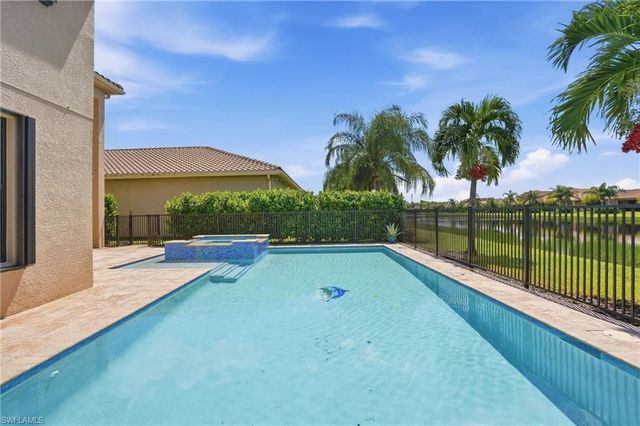 11696 Stonecreek CIR, Fort Myers, FL 33913