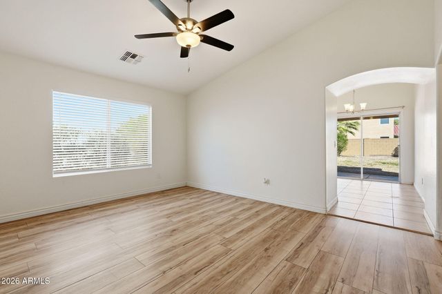 31491 N CACTUS Drive, San Tan Valley, AZ 85143