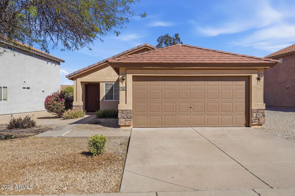 31491 N CACTUS Drive, San Tan Valley, AZ 85143