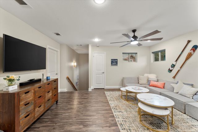 13700 Park Harbor Drive, Eustace, TX 75124